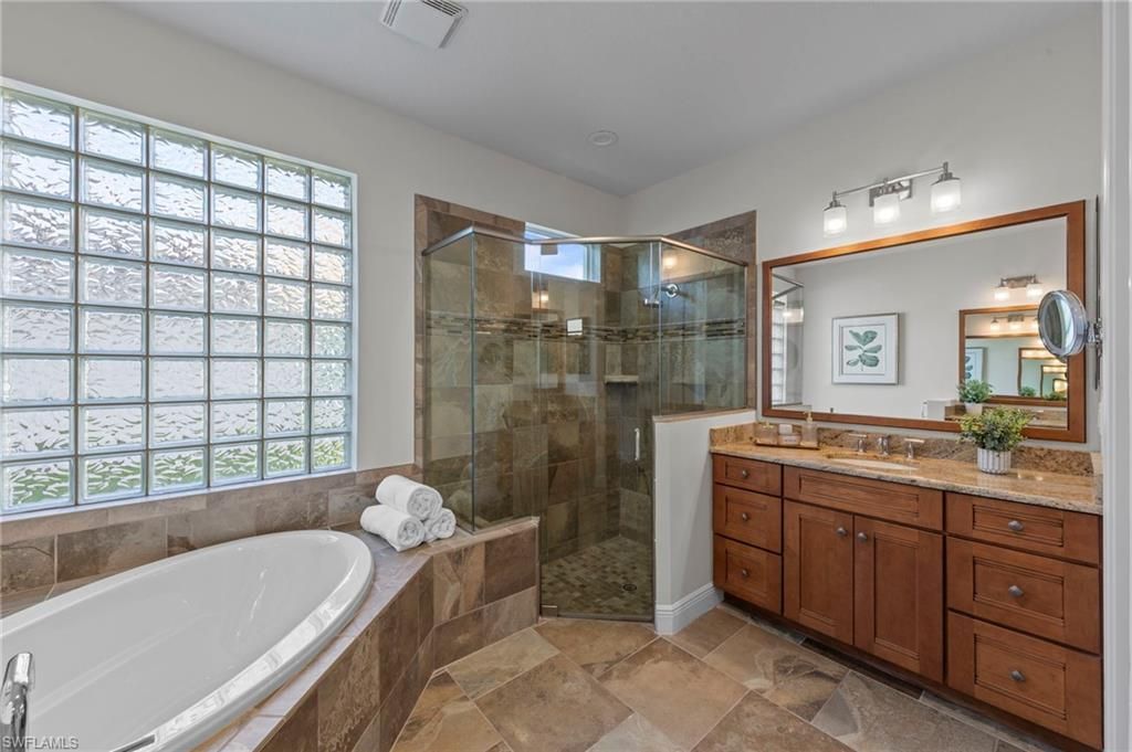 19647 Casa Verde Way, Estero, FL 33967 Photo