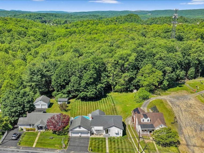 640 Minersville Llewellyn Highway , Pottsville, PA 17901 Main Photo