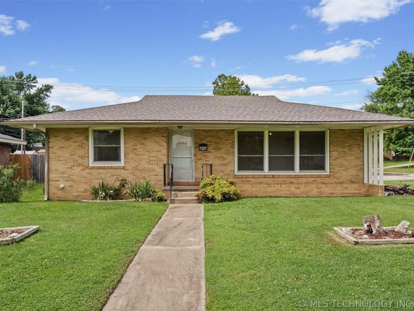 4112 E Frank Phillips Boulevard , Bartlesville, OK 74006