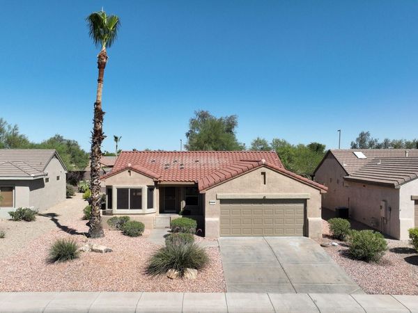 17635 N THOROUGHBRED Drive, Surprise, AZ 85374