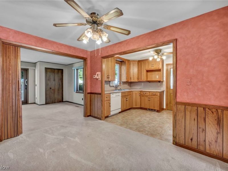 2218 Larchmont Drive, Wickliffe, OH 44092 Photo 6