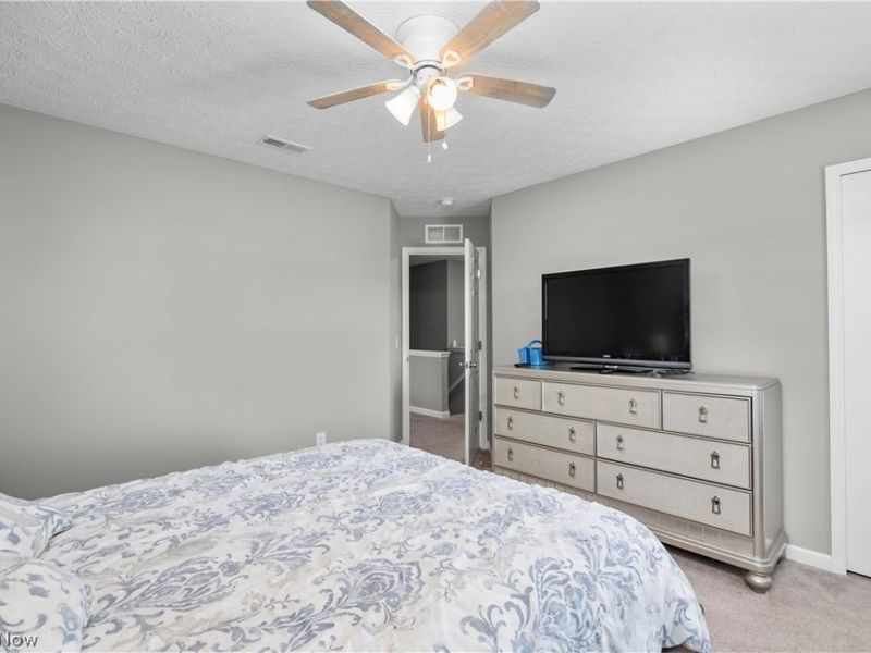 3994 Primrose Way, Lorain, OH 44053 Photo 24