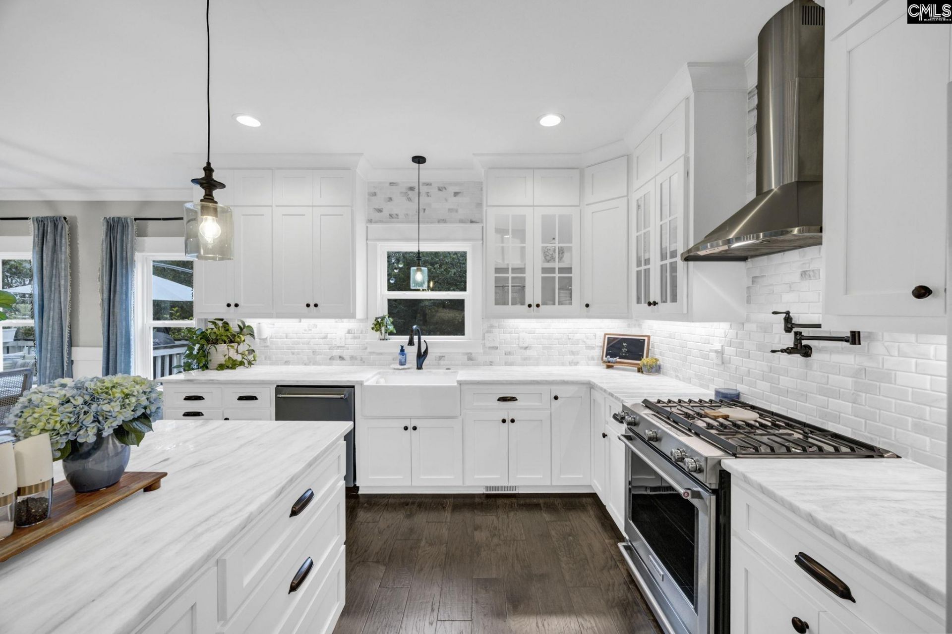 201 Crickentree Drive  Photo 15