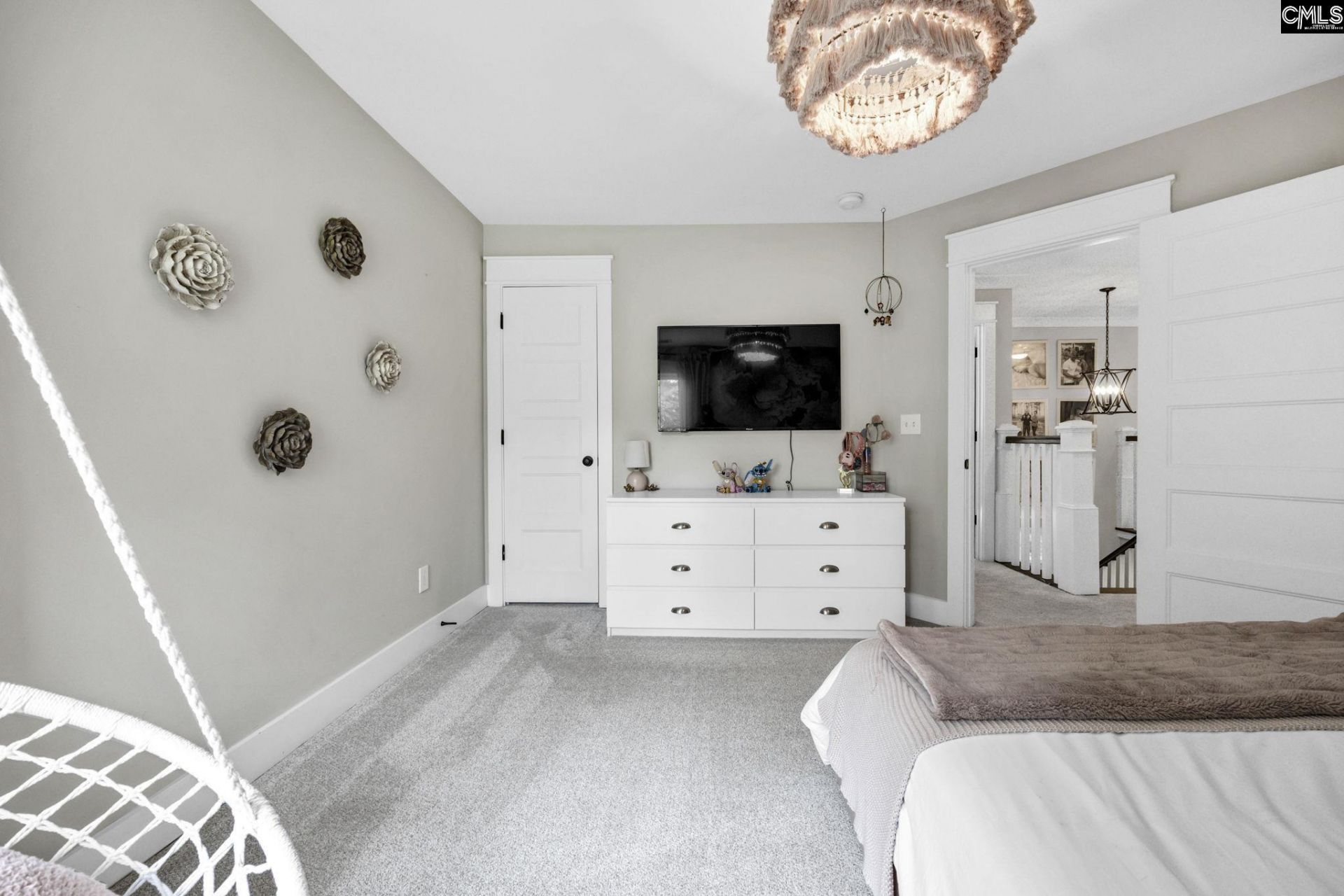 201 Crickentree Drive  Photo 40