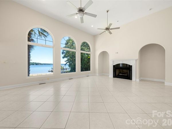 5100 Lake Wylie Road, Lake Wylie, SC 29710