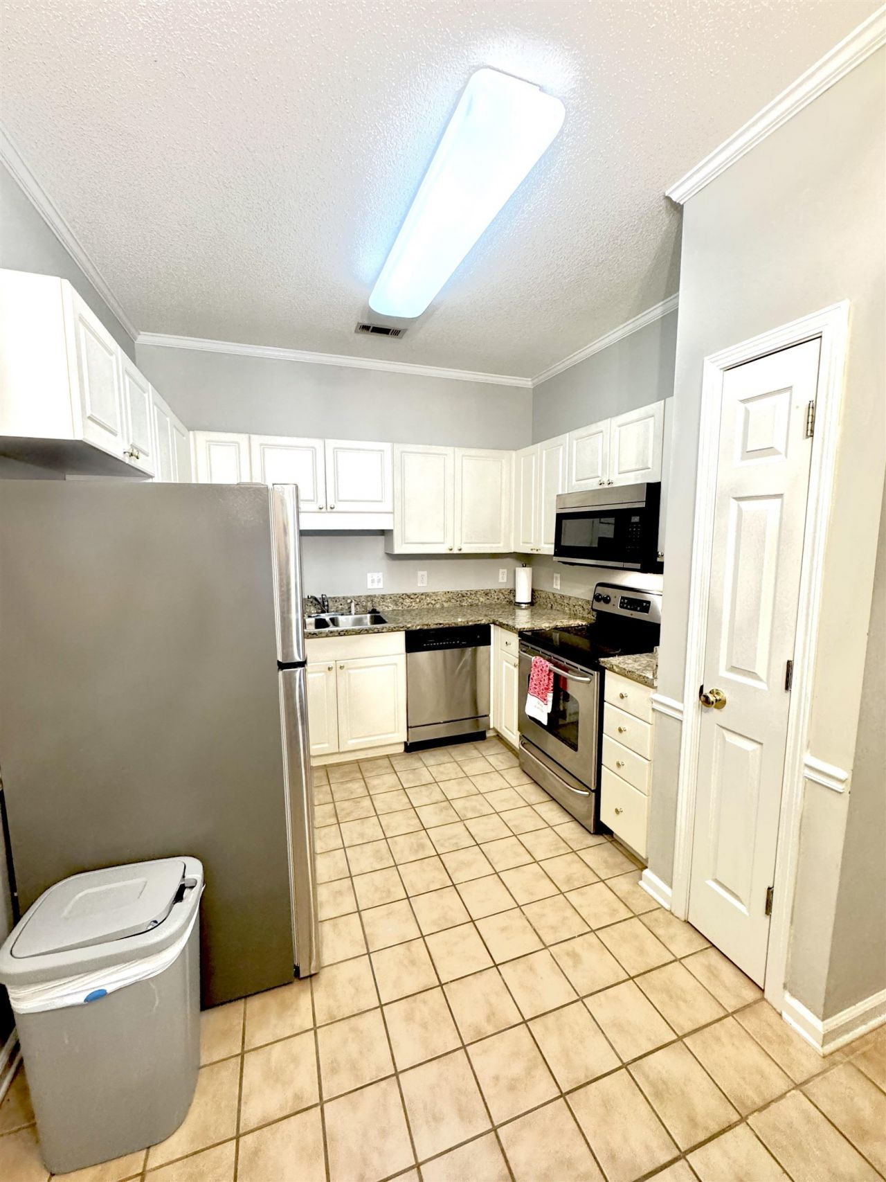 9749 Leyland Dr.  Photo 11
