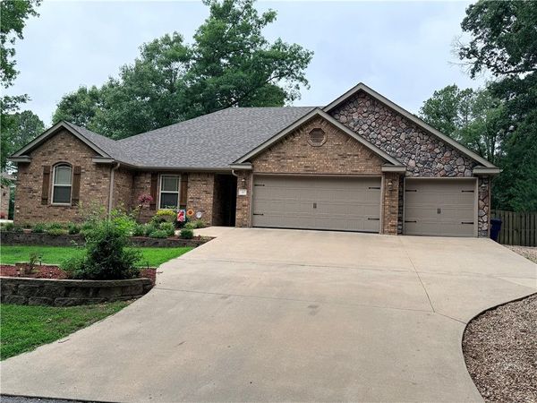 11 Wilbur Lane , Bella Vista, AR 72715