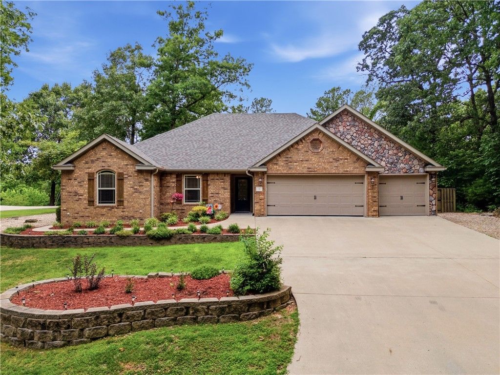 11 Wilbur Lane, Bella Vista, AR 72715 Main Photo