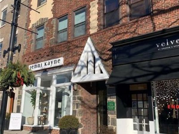 271 Greenwich , Unit 2D, Greenwich, CT 06830