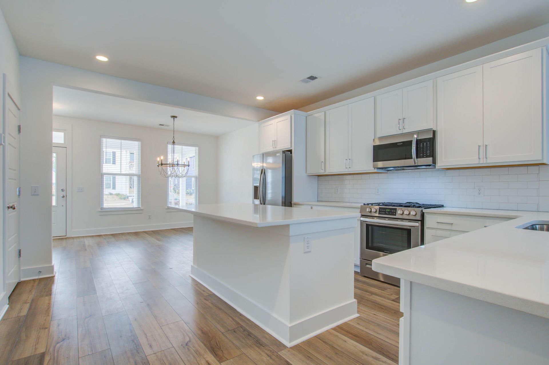 234 Symphony Avenue Photo 8