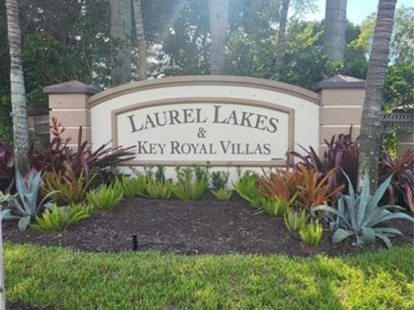 8288 Key Royal LN, Unit 1431, NAPLES, FL 34119