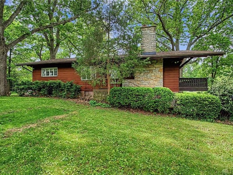 7790 Peters Pike, Butler Township, OH 45414 Photo 4