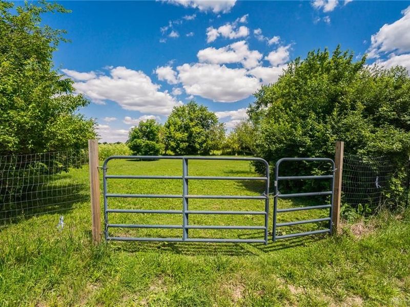 525 Ginghamsburg Frederick Road, Tipp City, OH 45371 Photo 27