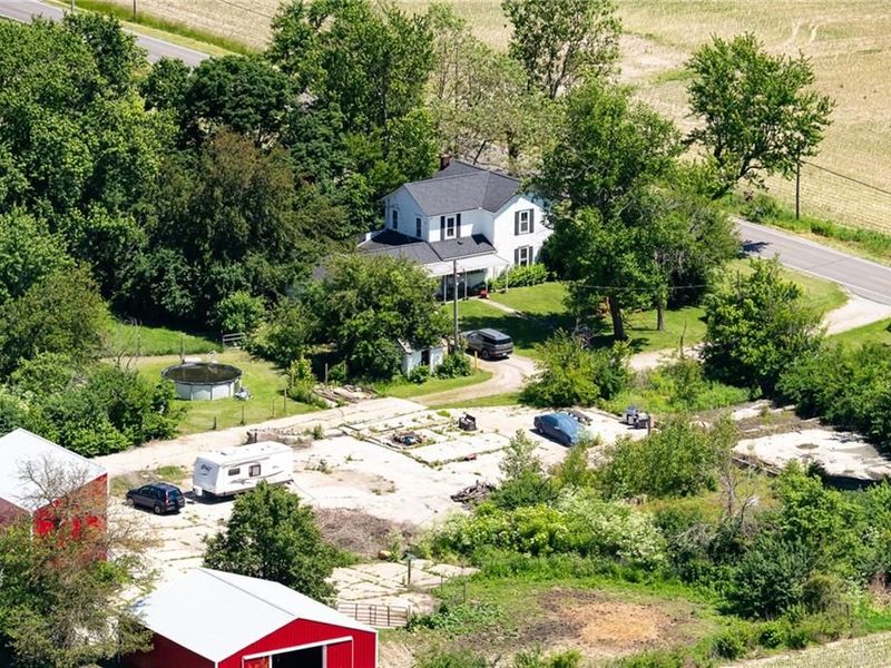 525 Ginghamsburg Frederick Road, Tipp City, OH 45371 Photo 5