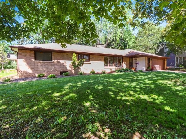 231 SIOUX LANE, Green Bay, WI 54301