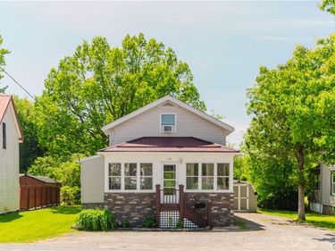 142 Church Street , Alexandria Bay, NY 13607