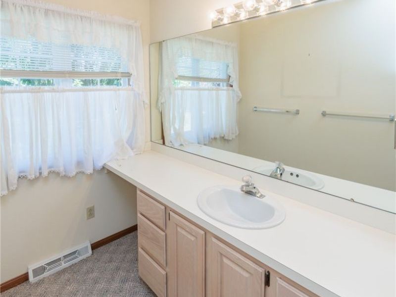 818 Shagbark Trail , Medina, OH 44256 Photo 33