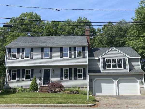81 Parish Rd, Needham, MA 02492