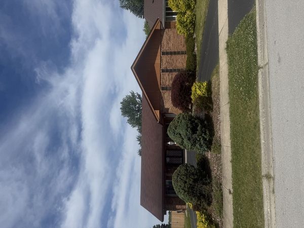 16752 S Luella Avenue S, South Holland, IL 60473