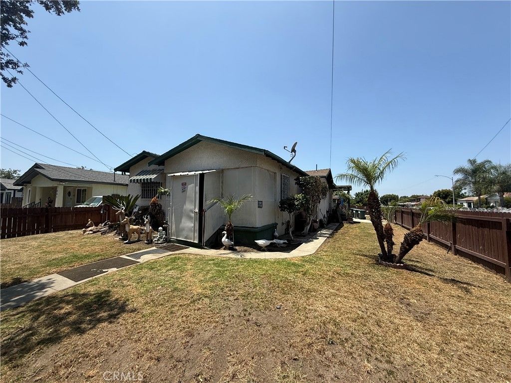 7651 Miramonte, Los Angeles, CA 90001 Main Photo