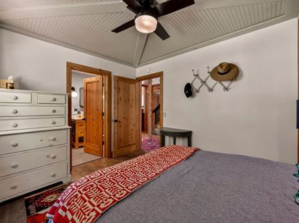 830 Peninsula Drive, Lake Almanor, CA 96137 Photo
