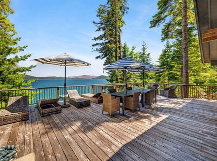 830 Peninsula Drive, Lake Almanor, CA 96137 Photo