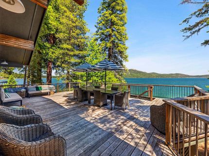 830 Peninsula Drive, Lake Almanor, CA 96137 Photo