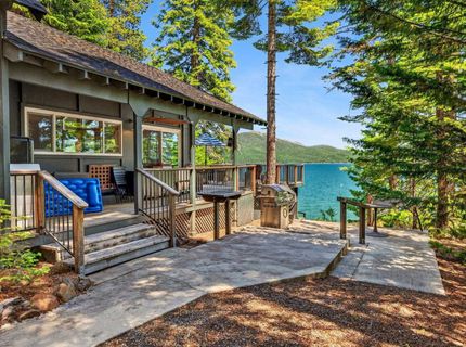 830 Peninsula Drive, Lake Almanor, CA 96137 Photo