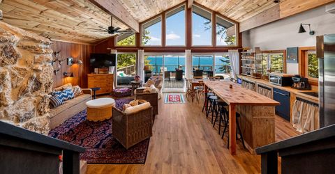 830 Peninsula Drive, Lake Almanor, CA 96137 Photo