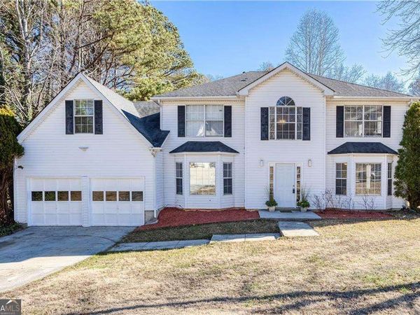 2727 Crestworth Lane, Buford, GA 30519