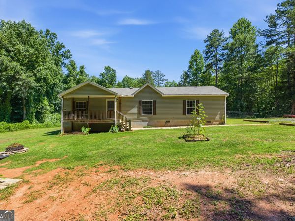 490 Gumlog Creek Road, Martin, GA 30557