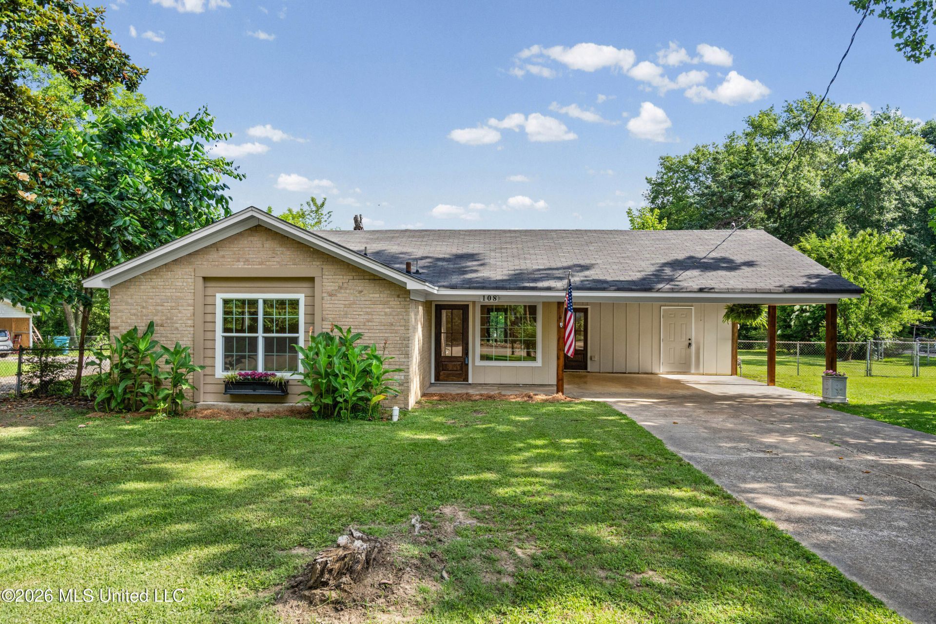 108 E Mclaurin Street Sardis, MS 38666