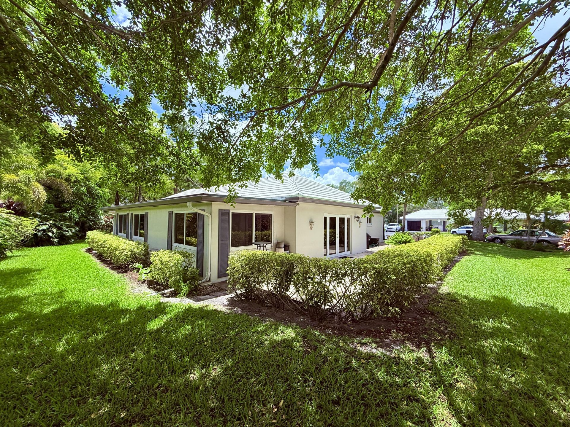 1019 E Cypress Drive, Pompano Beach, FL 33069 Photo