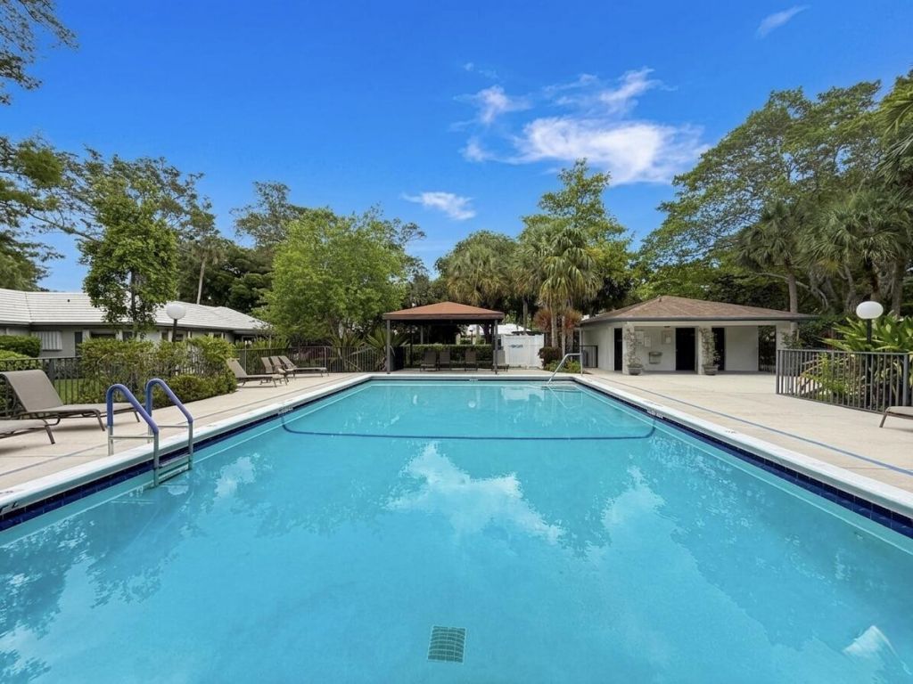 1019 E Cypress Drive, Pompano Beach, FL 33069 Photo
