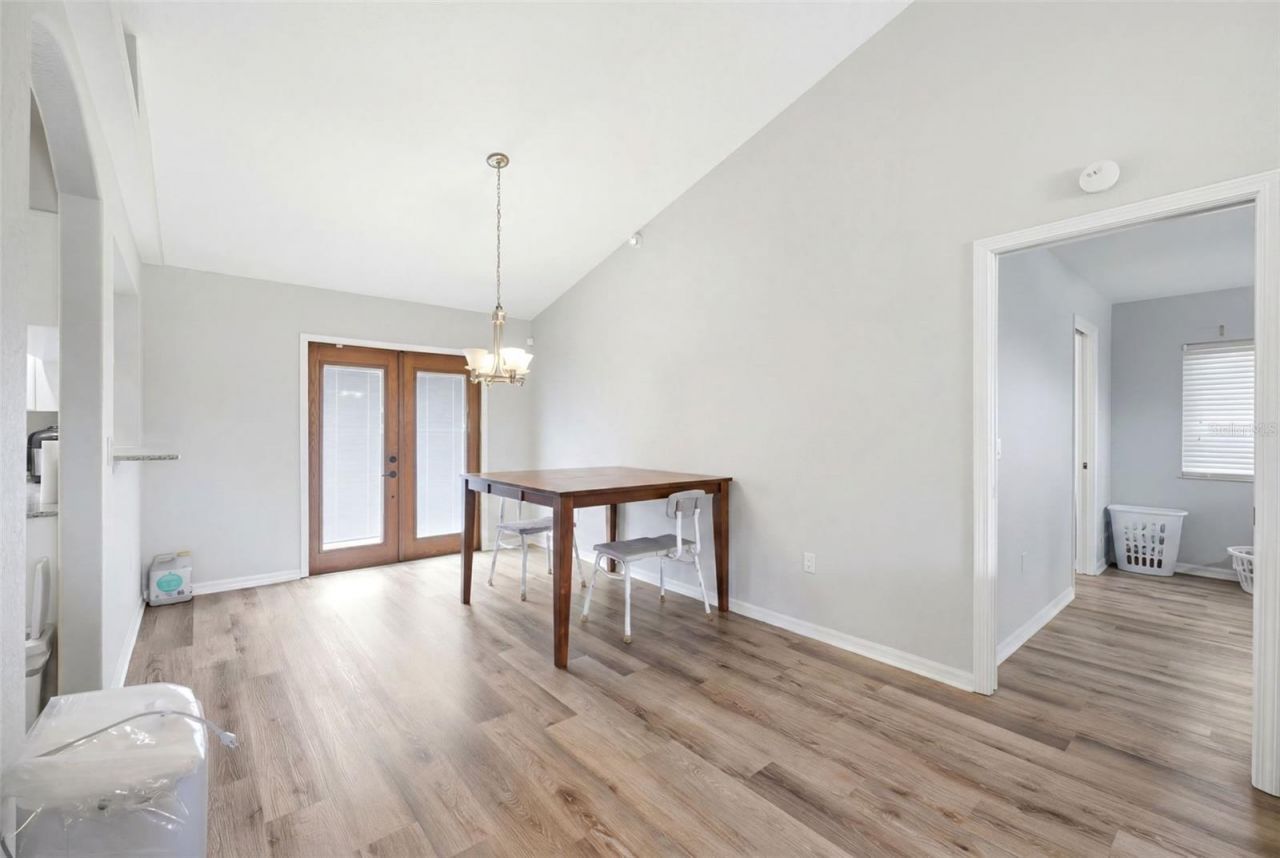10154 Spring Hill Drive, Spring Hill, FL 34608 Photo