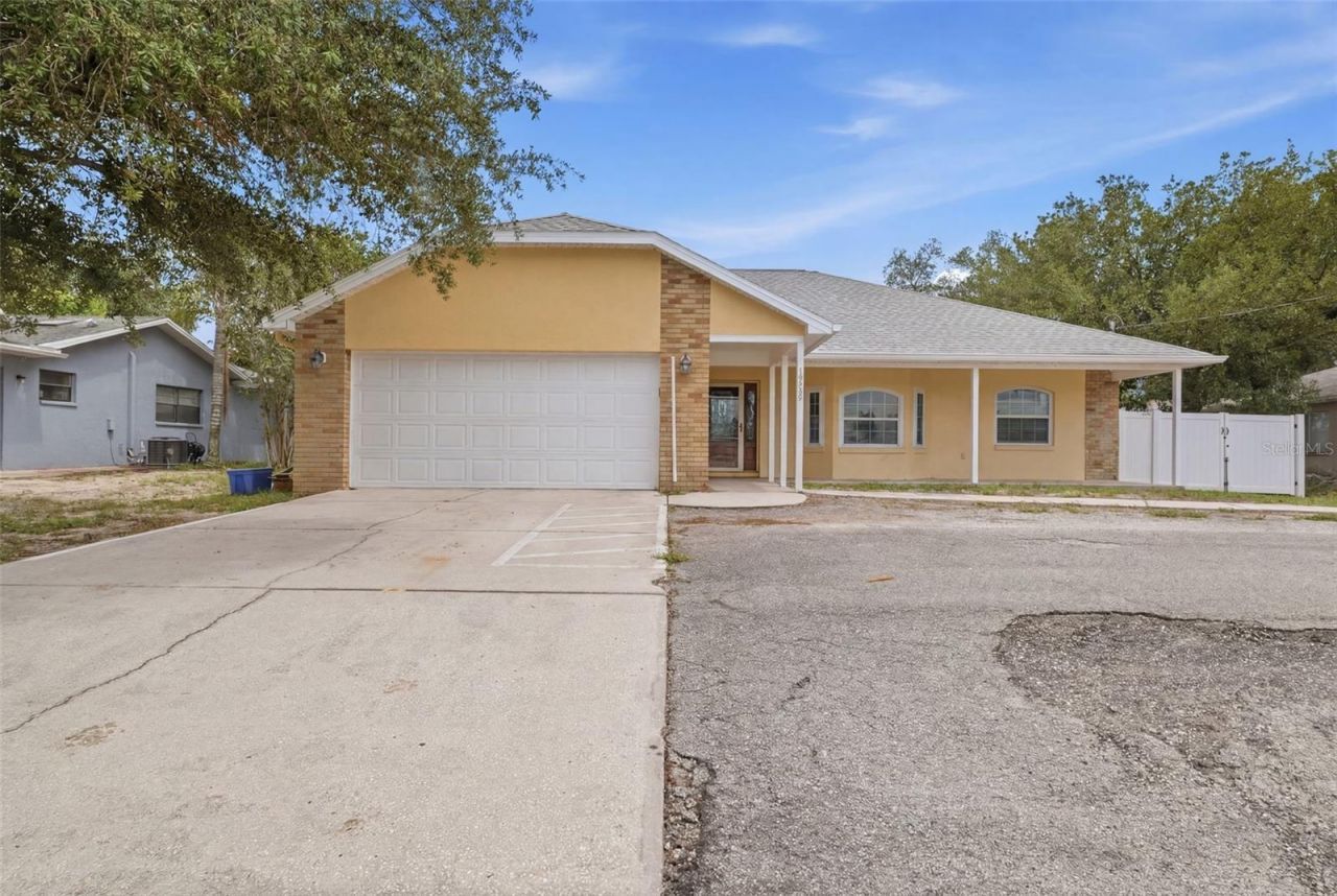 10154 Spring Hill Drive, Spring Hill, FL 34608 Photo