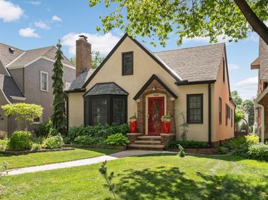 4504 Park Avenue, Minneapolis, MN 55407