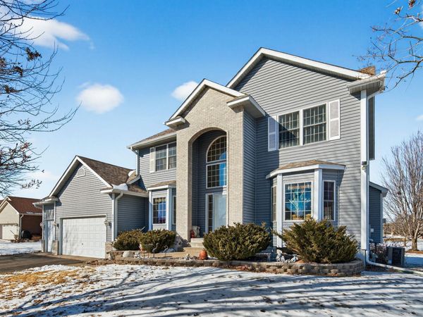 9727 Linden Avenue N, Brooklyn Park, MN 55443