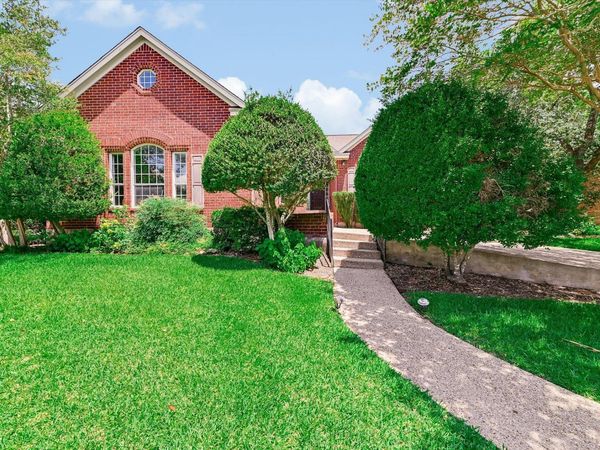 2404 Cliffs Edge DR, Austin, TX 78733