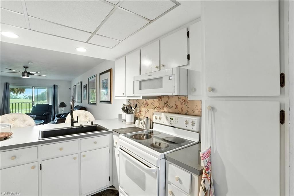 2231 E 5th St , Unit 207, Lehigh Acres, FL 33936 Photo
