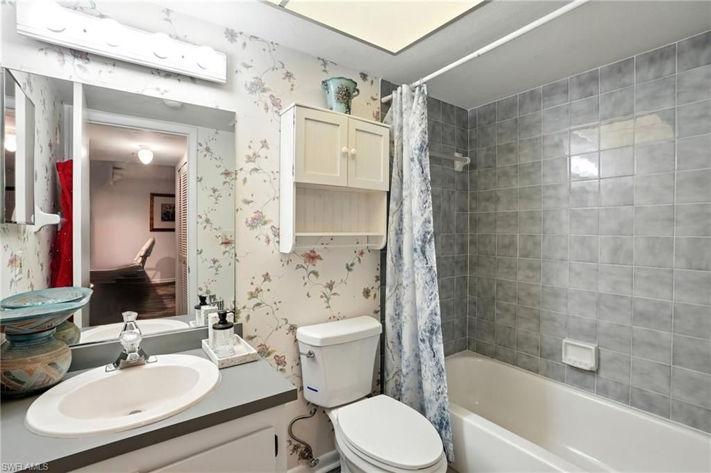 2231 E 5th St , Unit 207, Lehigh Acres, FL 33936 Photo