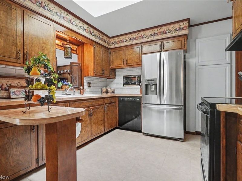 5035 New Road , Youngstown, OH 44515 Photo 7