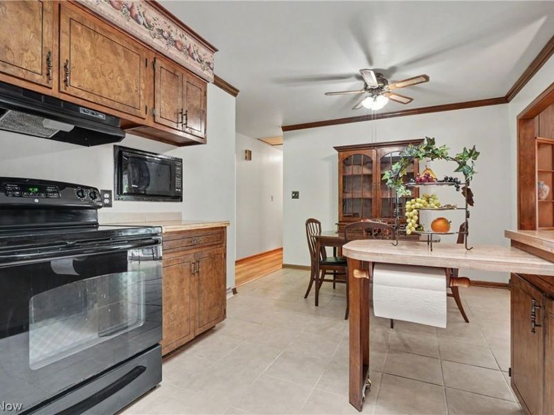 5035 New Road , Youngstown, OH 44515 Photo 8