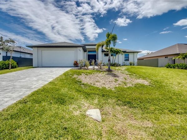 203 SW 14th AVE , CAPE CORAL, FL 33991