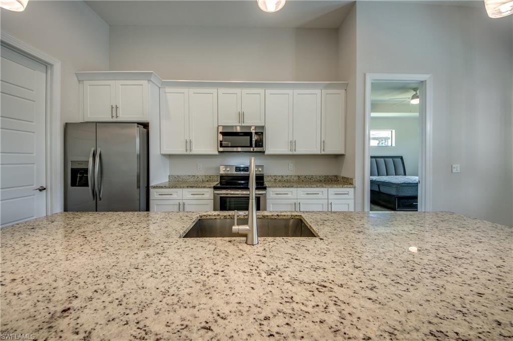 203 SW 14th Ave, Cape Coral, FL 33991 Photo