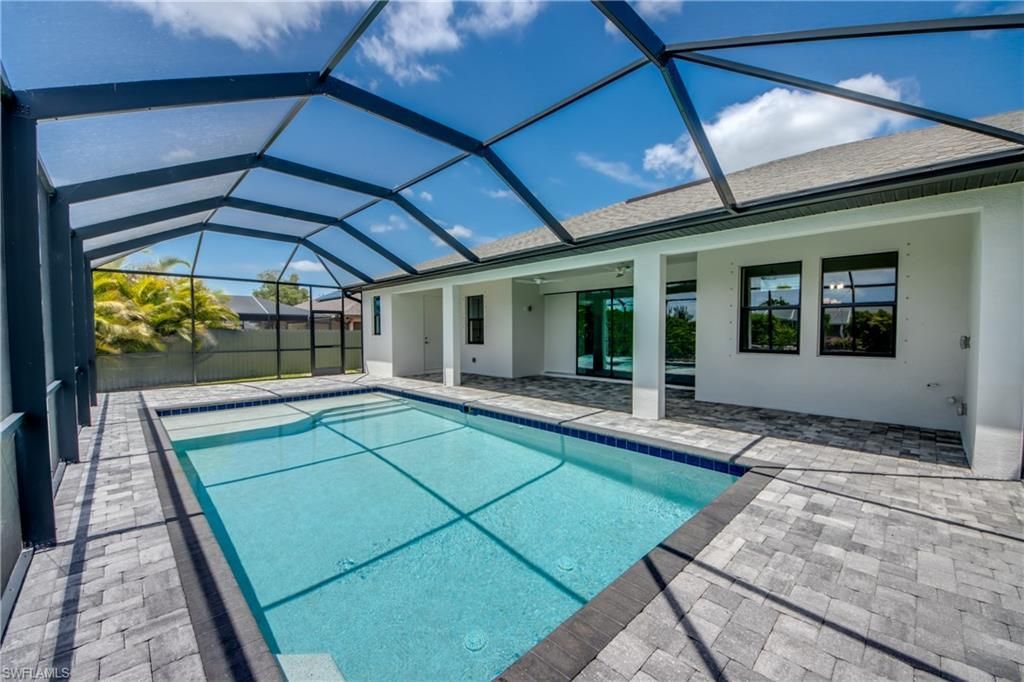 203 SW 14th Ave, Cape Coral, FL 33991 Photo