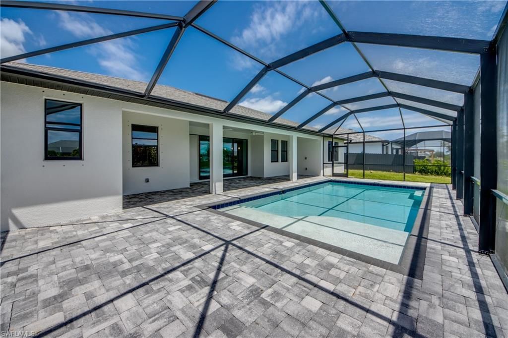 203 SW 14th Ave, Cape Coral, FL 33991 Photo