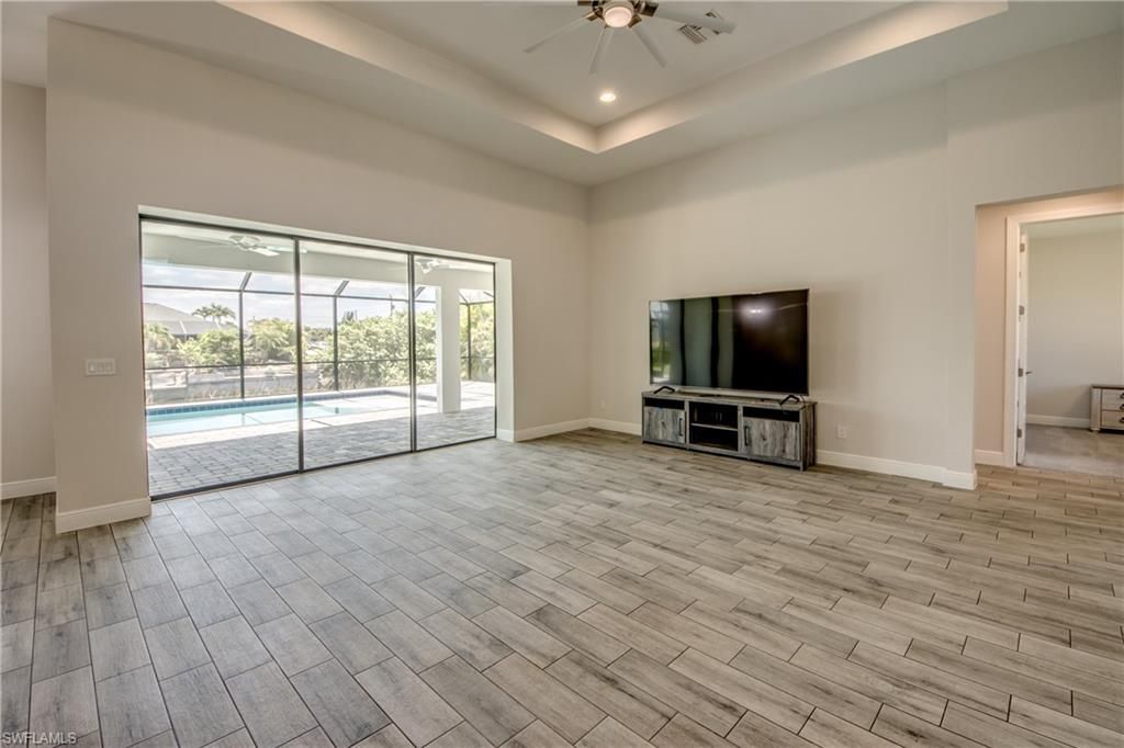 203 SW 14th Ave, Cape Coral, FL 33991 Photo