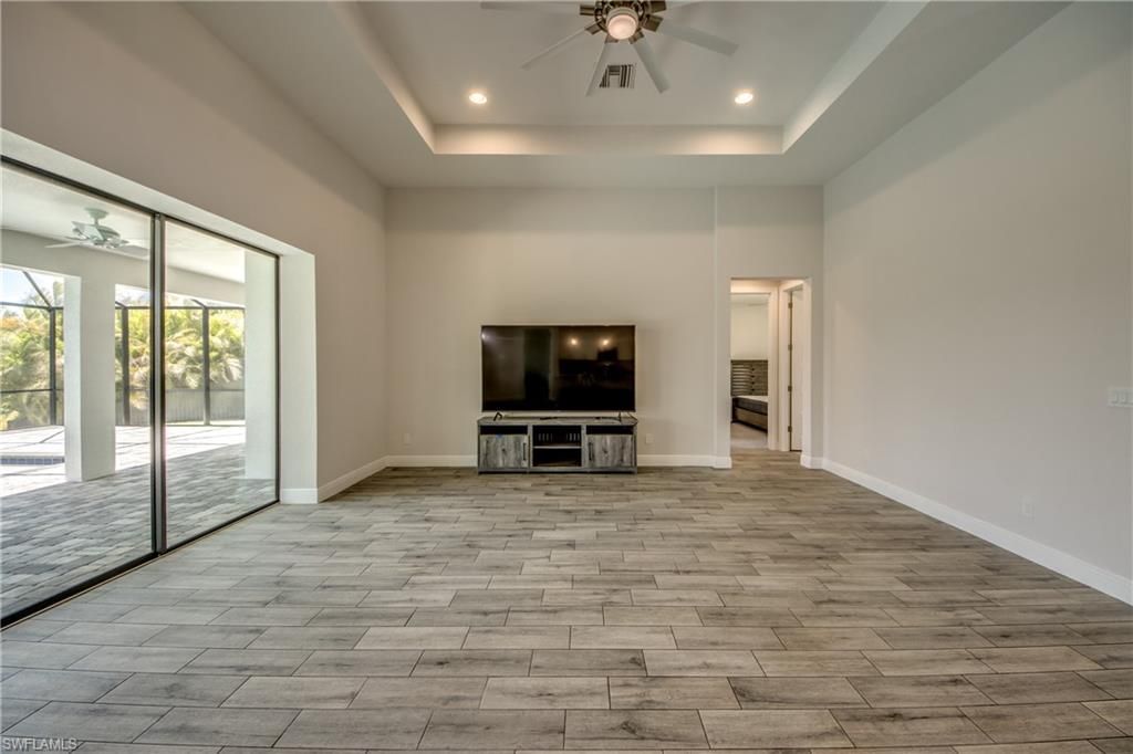 203 SW 14th Ave, Cape Coral, FL 33991 Photo