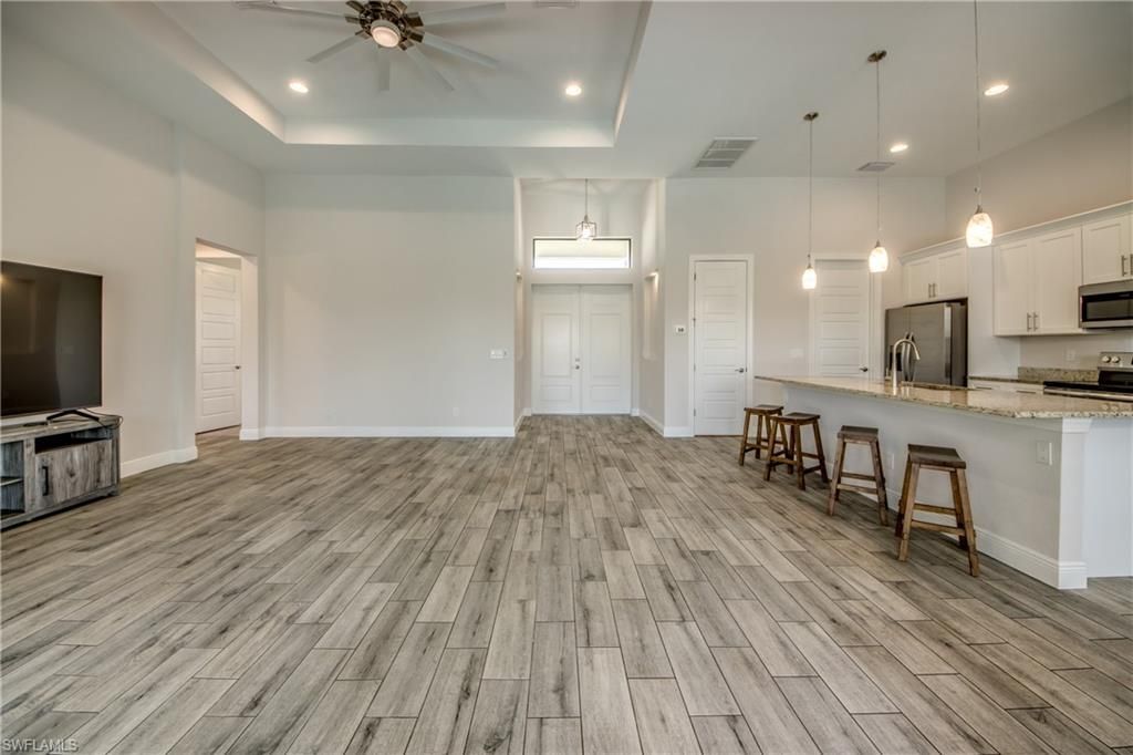 203 SW 14th Ave, Cape Coral, FL 33991 Photo